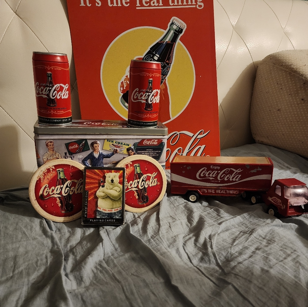 Coca cola Collection Great For A Collector